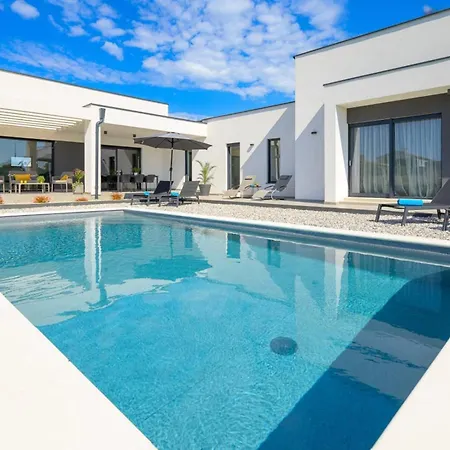 Elegant Balaton Apartmán *